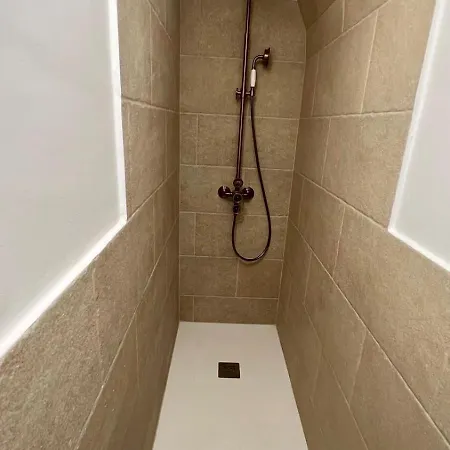 White Dome Lägenhet *