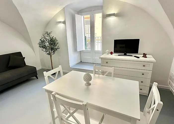 White Dome Διαμέρισμα